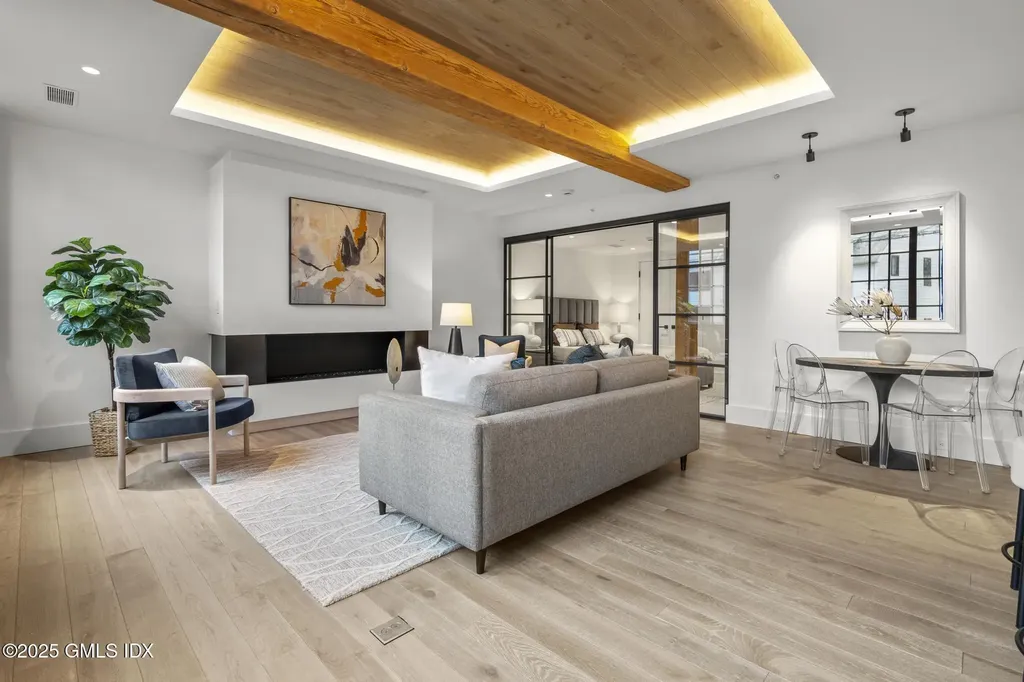 41 Richmondville Avenue Westport CT 06880