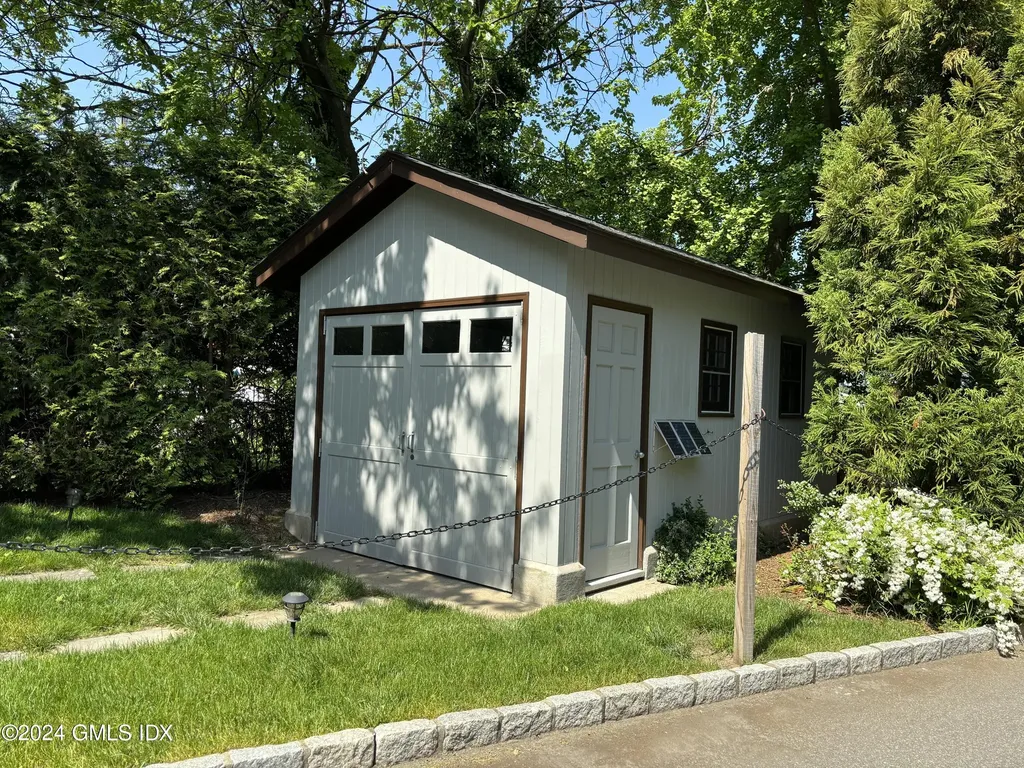 36, 38, 0 Game Cock Road Greenwich CT 06830