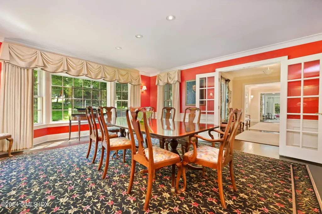 21 Dempsey Lane Greenwich CT 06830