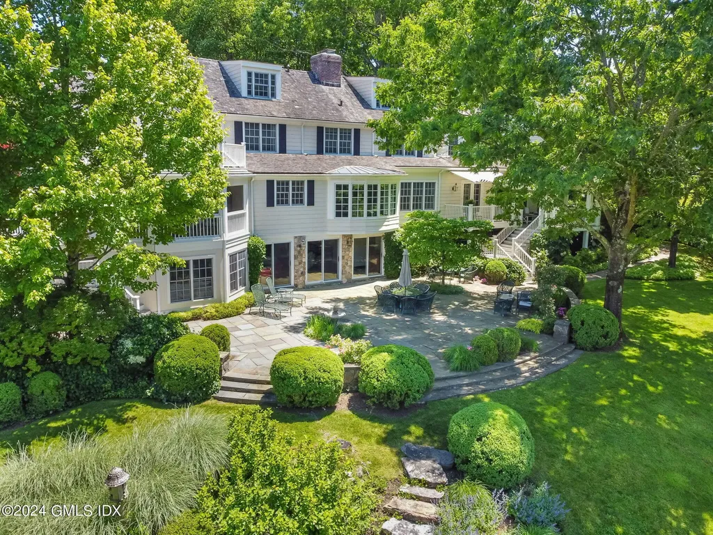 21 Dempsey Lane Greenwich CT 06830