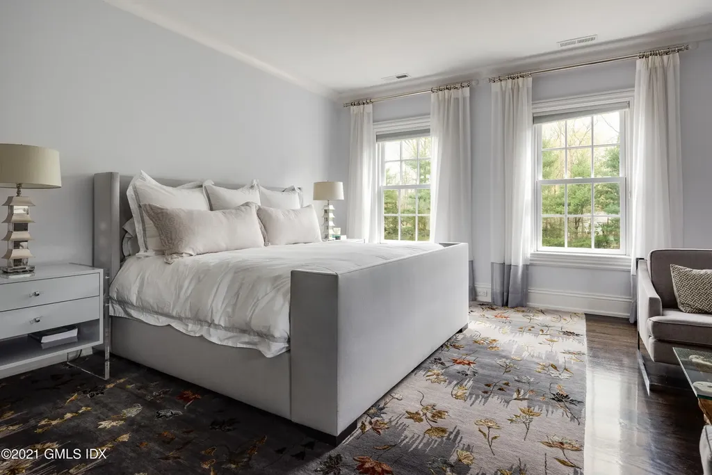 19 Montgomery Lane Greenwich CT 06830