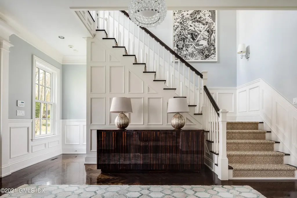 19 Montgomery Lane Greenwich CT 06830