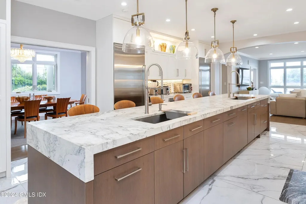 71 Byram Shore Road Greenwich CT 06830