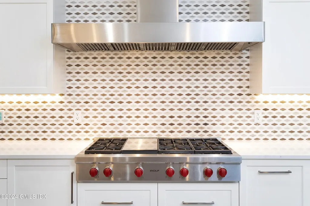 71 Byram Shore Road Greenwich CT 06830