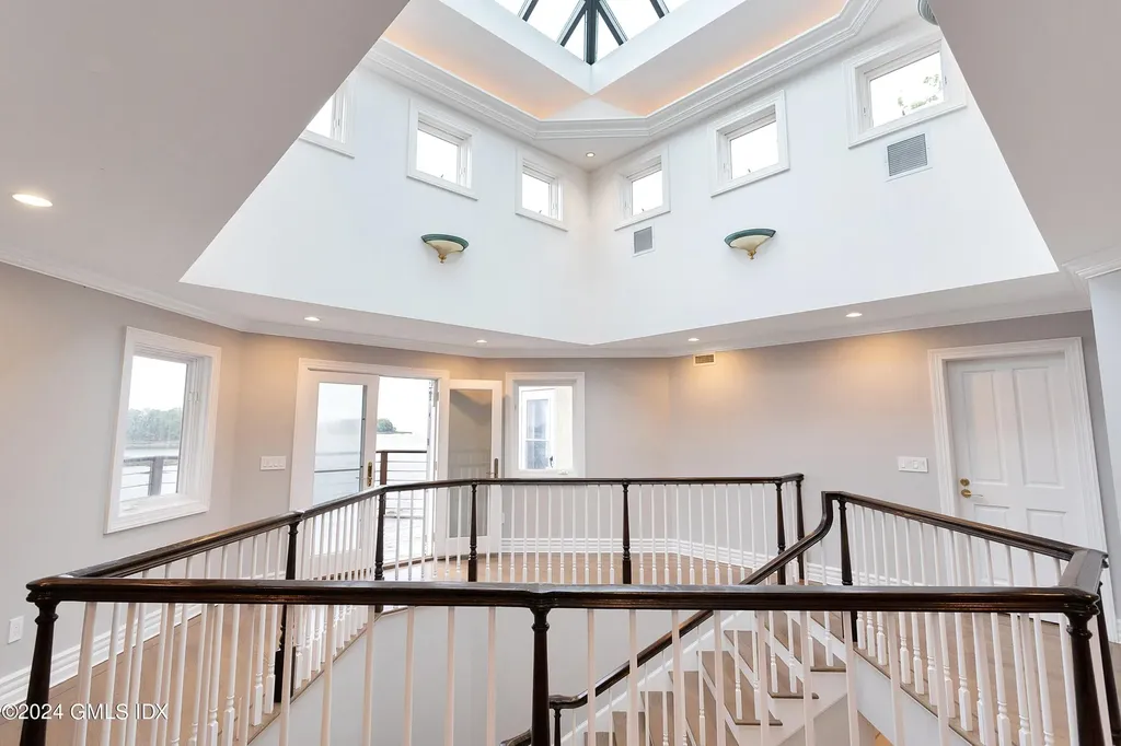 71 Byram Shore Road Greenwich CT 06830