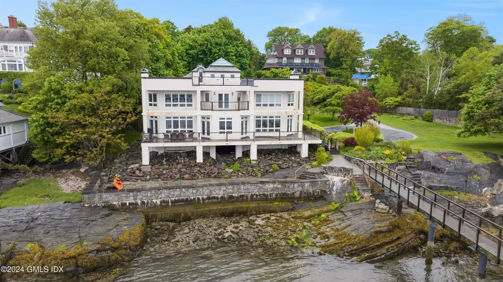 71 Byram Shore Road Greenwich CT 06830