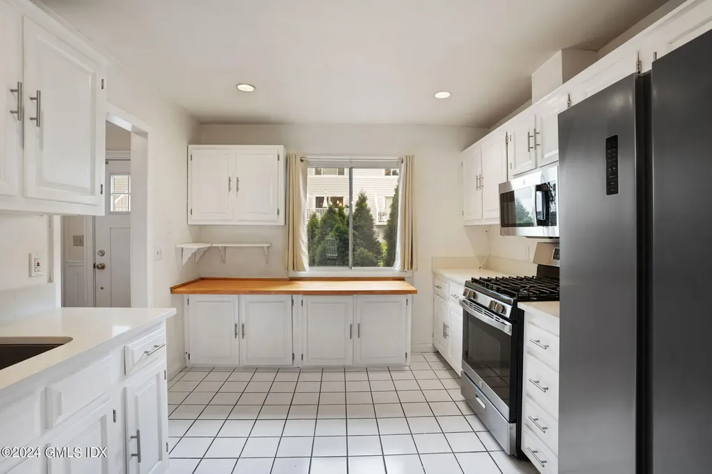 50 Stirrup Lane Riverside CT 06878