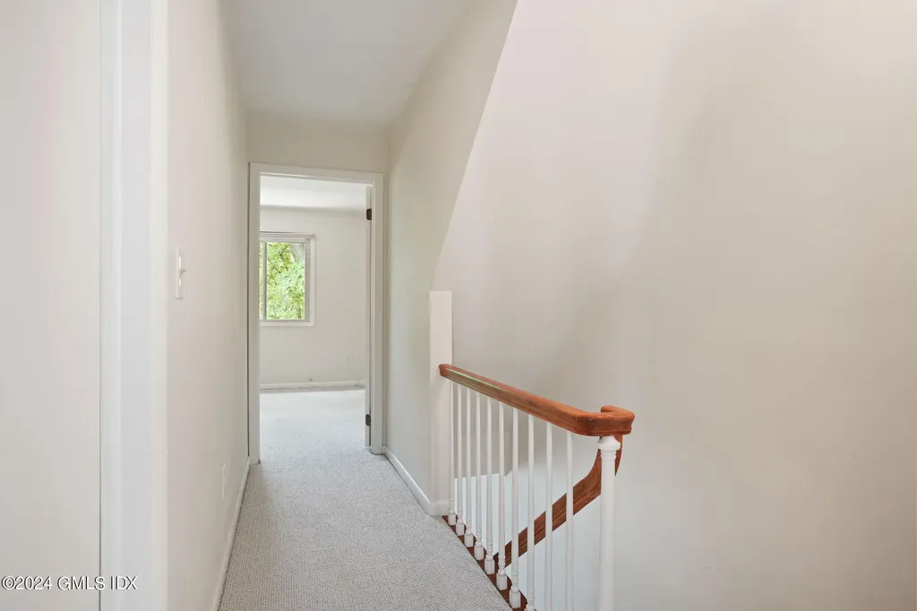 50 Stirrup Lane Riverside CT 06878