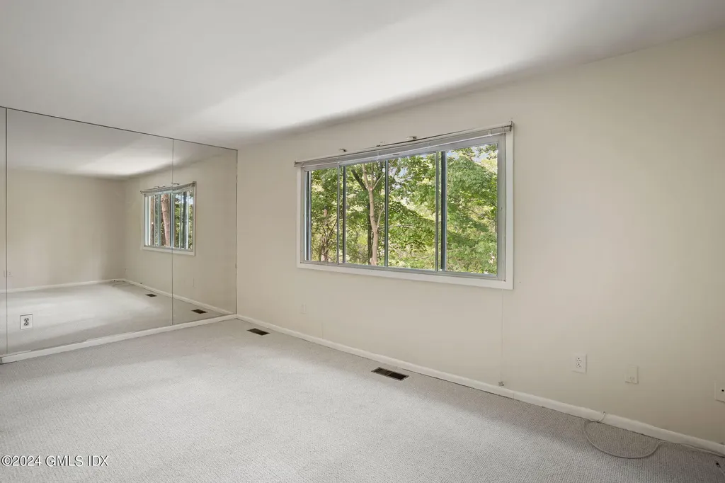 50 Stirrup Lane Riverside CT 06878