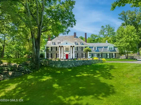 11 Vineyard Lane Greenwich CT 06831