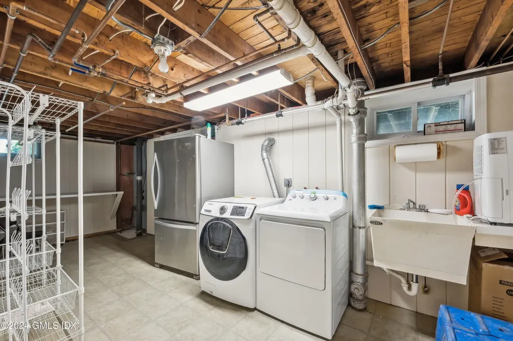 45 Sound Beach Avenue Extension Riverside CT 06878