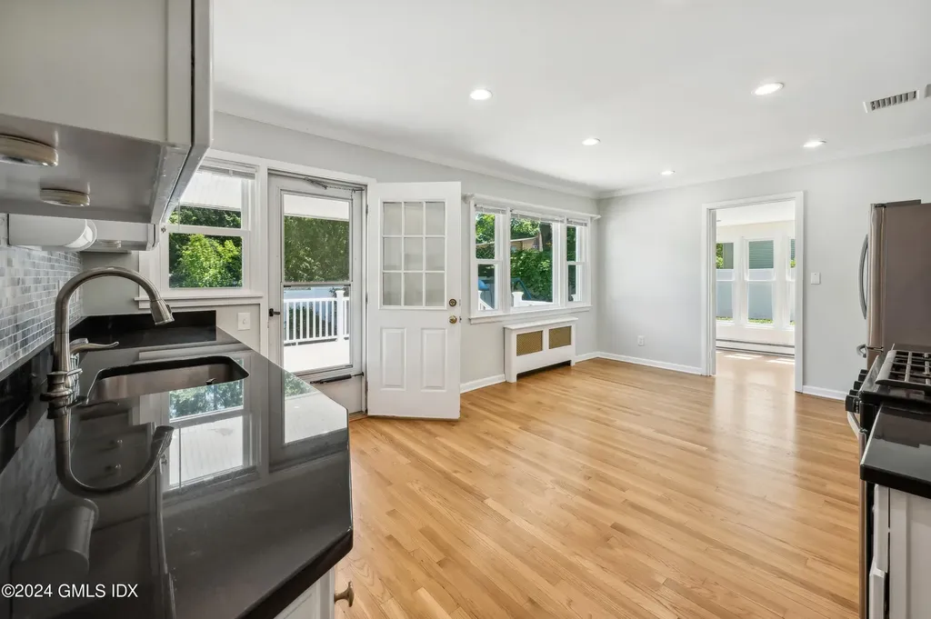 45 Sound Beach Avenue Extension Riverside CT 06878