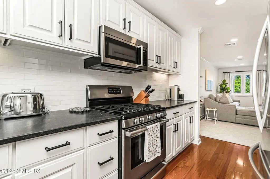 453 E Putnam Avenue Cos Cob CT 06807