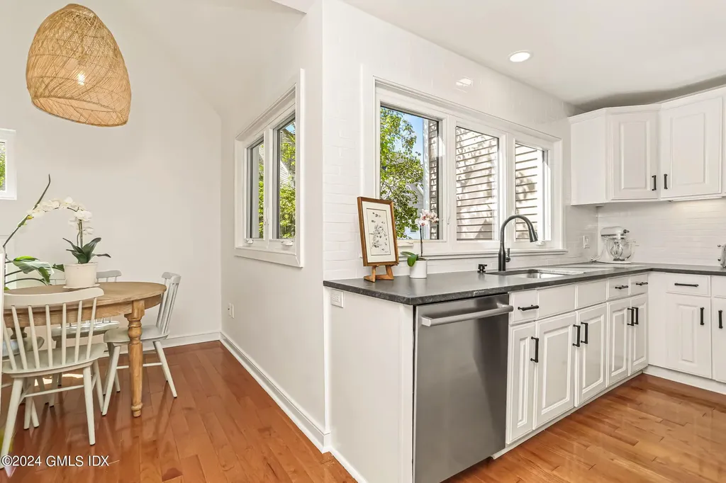 453 E Putnam Avenue Cos Cob CT 06807