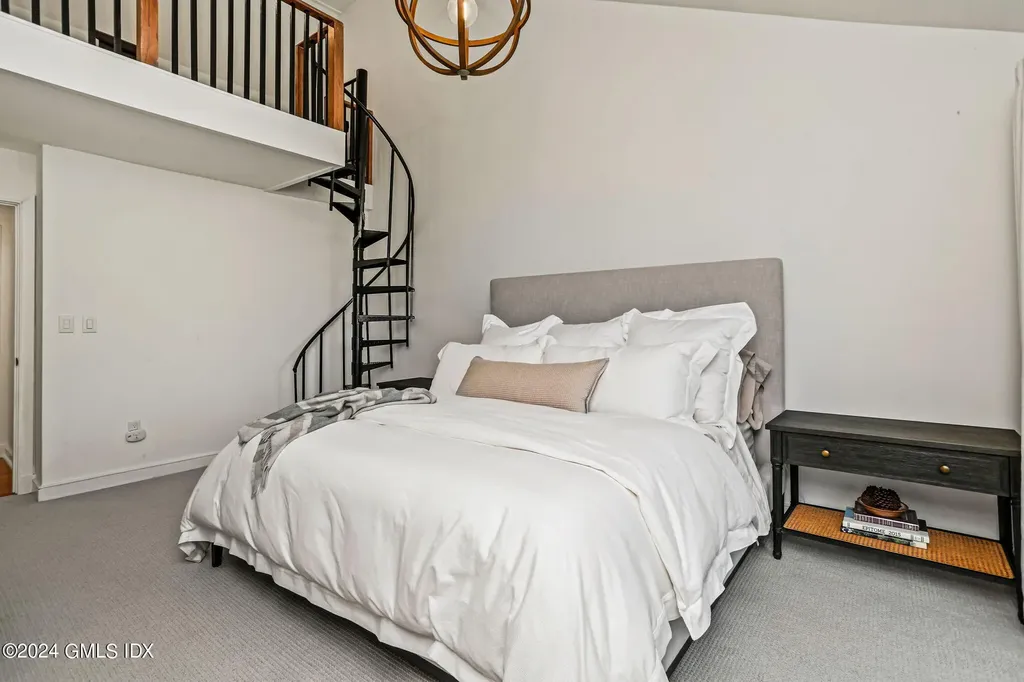 453 E Putnam Avenue Cos Cob CT 06807