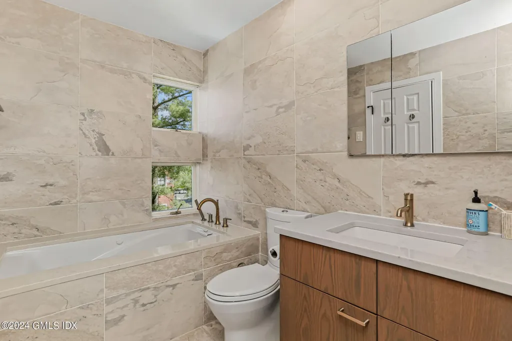 453 E Putnam Avenue Cos Cob CT 06807