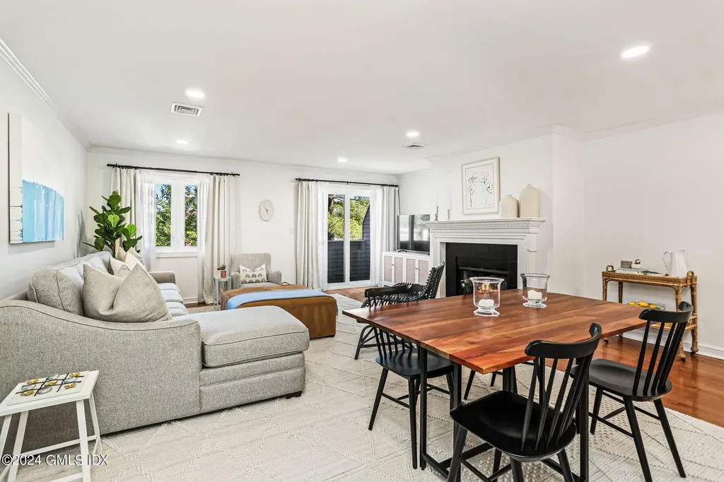453 E Putnam Avenue Cos Cob CT 06807