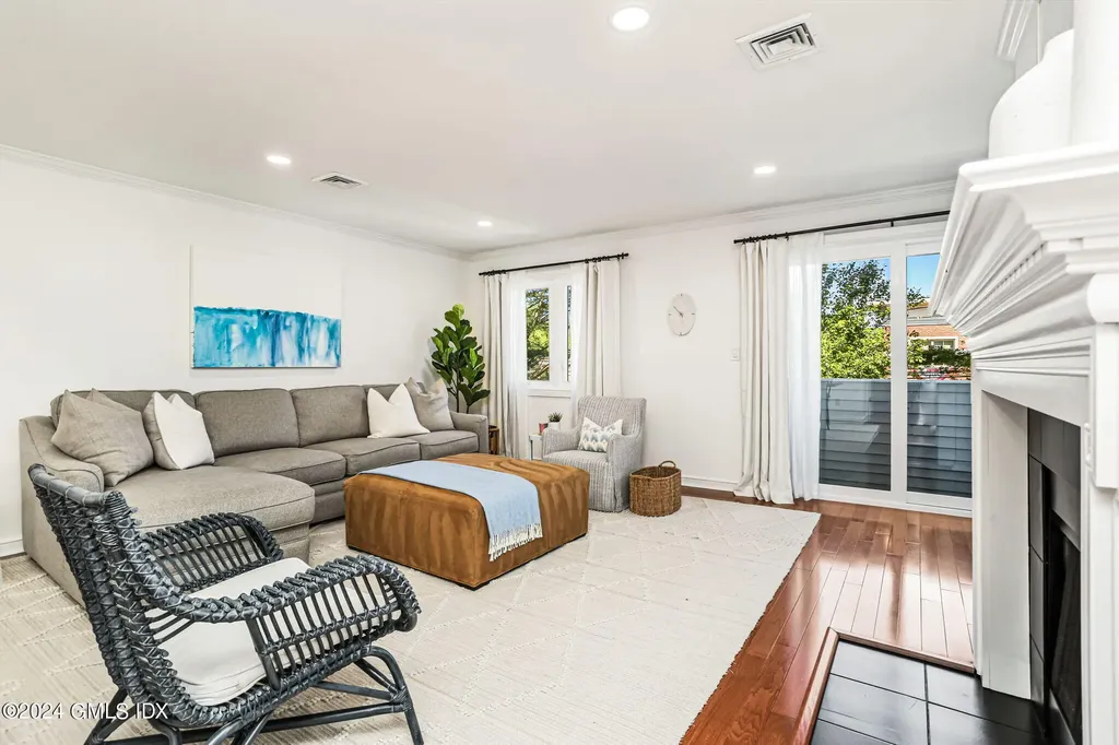 453 E Putnam Avenue Cos Cob CT 06807