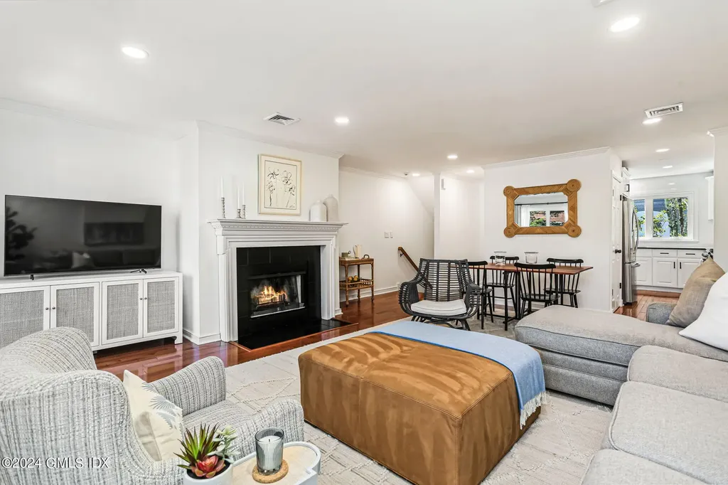 453 E Putnam Avenue Cos Cob CT 06807