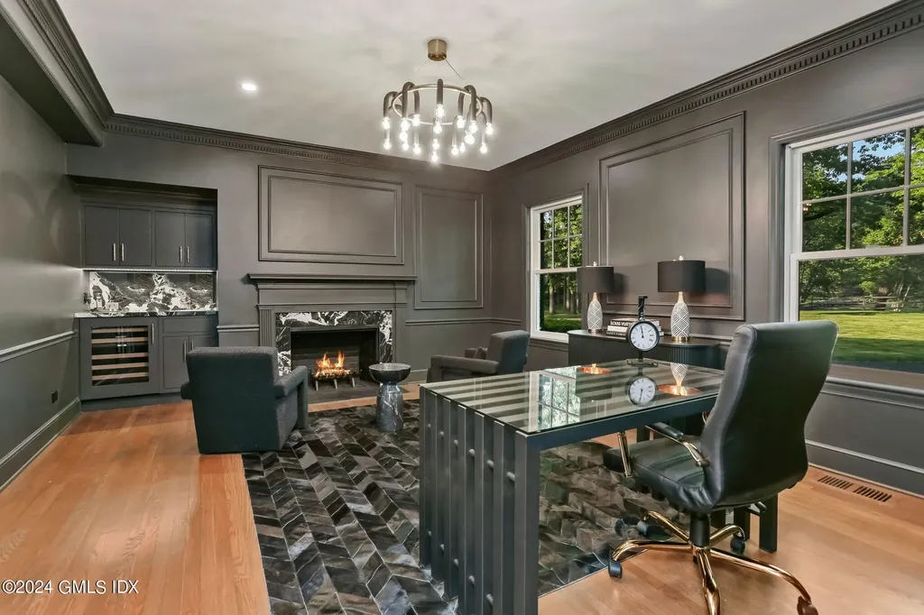 530 Round Hill Road Greenwich CT 06831