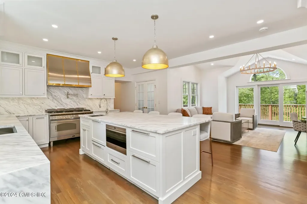 530 Round Hill Road Greenwich CT 06831