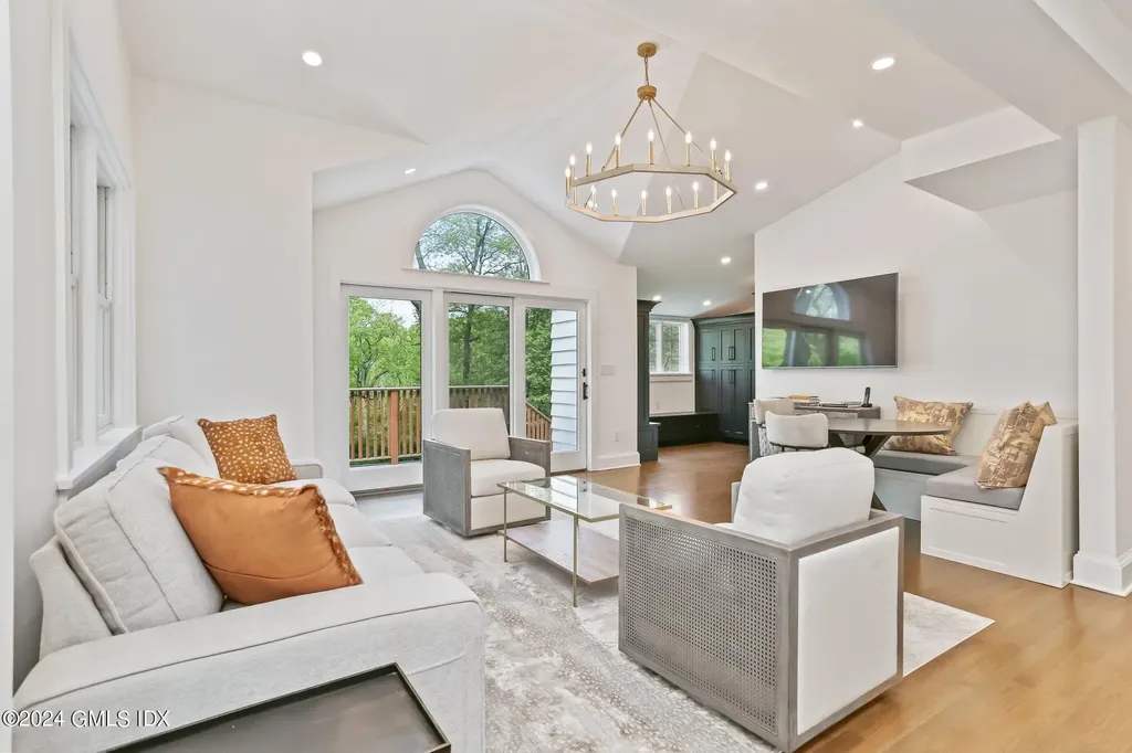 530 Round Hill Road Greenwich CT 06831