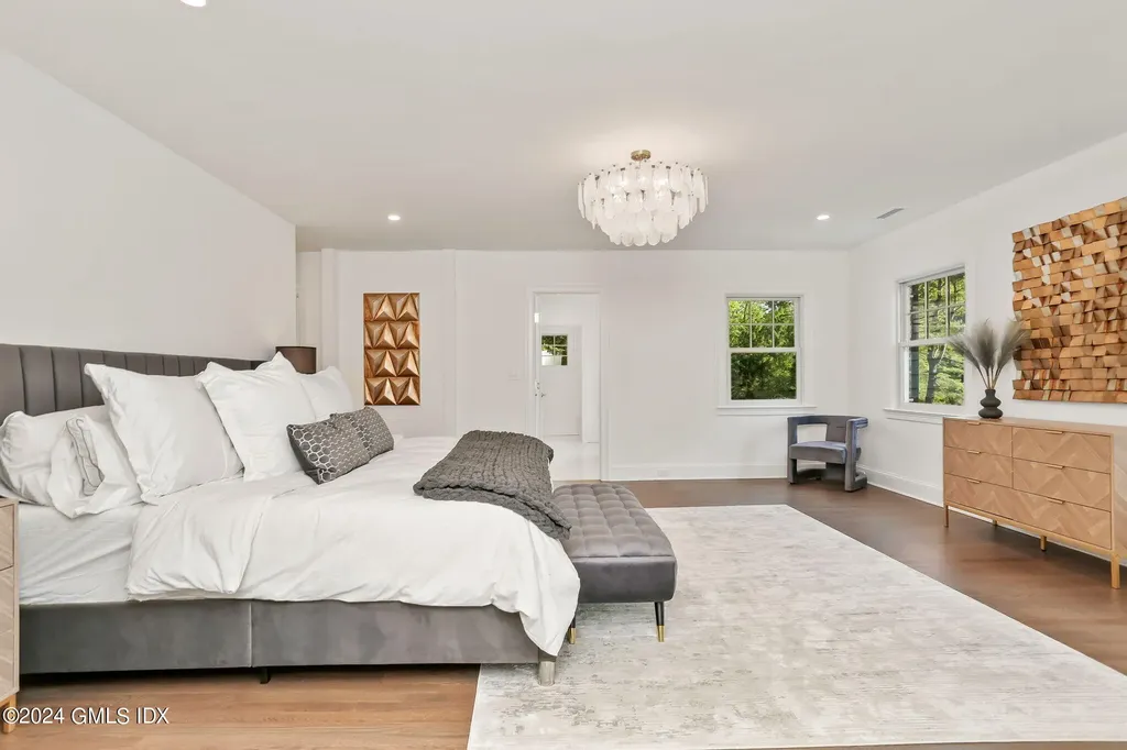 530 Round Hill Road Greenwich CT 06831
