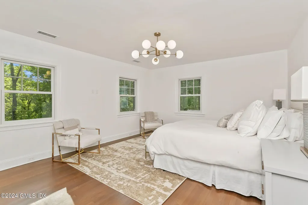 530 Round Hill Road Greenwich CT 06831