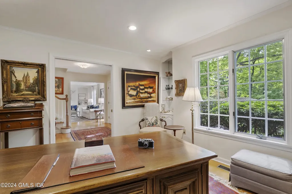 50 N Old Stone Bridge Road Cos Cob CT 06807