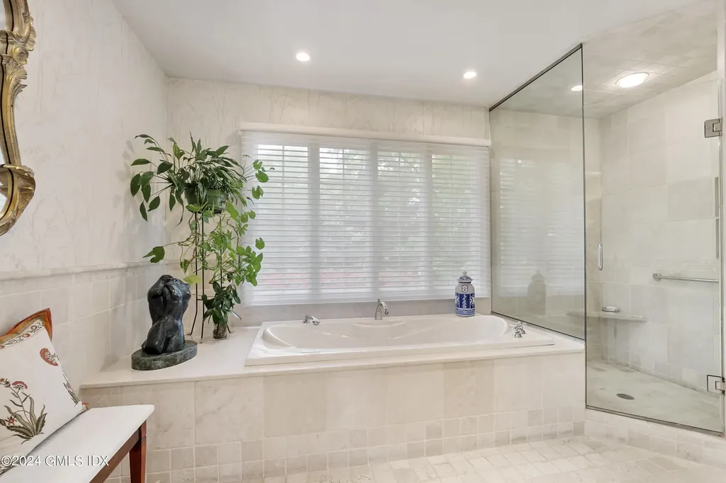 50 N Old Stone Bridge Road Cos Cob CT 06807