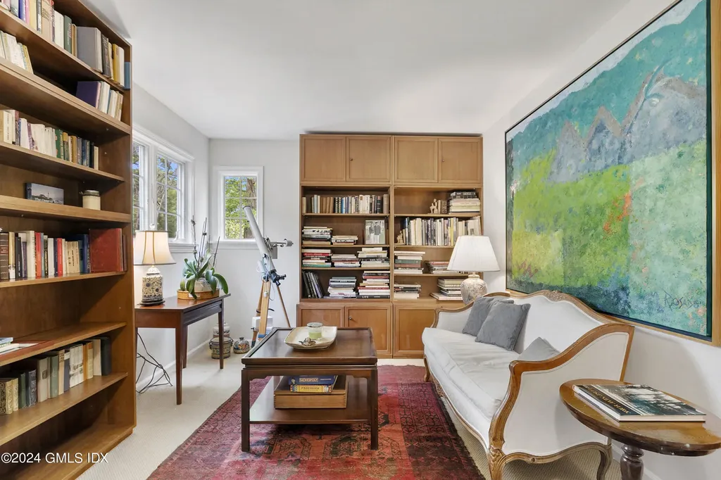 50 N Old Stone Bridge Road Cos Cob CT 06807