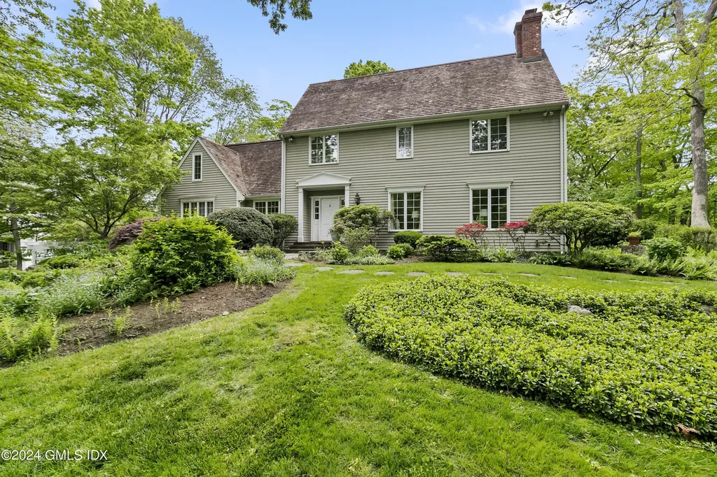 50 N Old Stone Bridge Road Cos Cob CT 06807