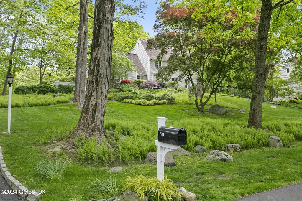 50 N Old Stone Bridge Road Cos Cob CT 06807