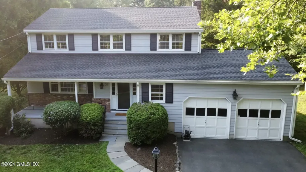 31 Revere Road Riverside CT 06878