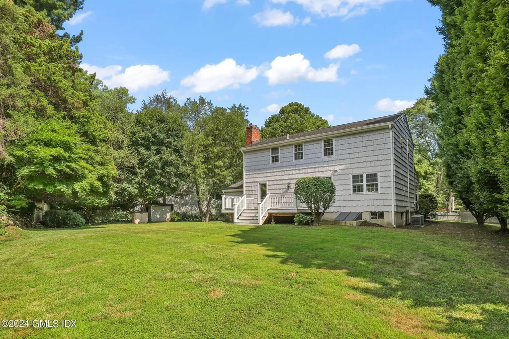 31 Revere Road Riverside CT 06878