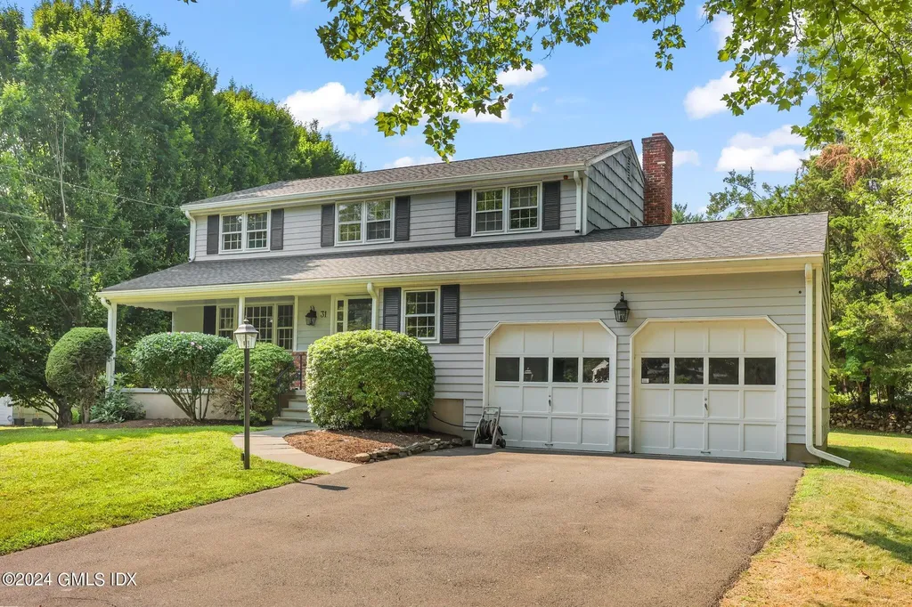 31 Revere Road Riverside CT 06878