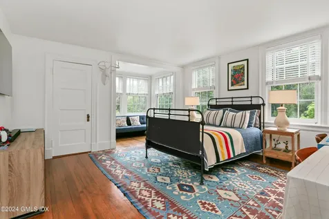 21 Kenilworth Terrace Greenwich CT 06830
