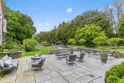 21 Kenilworth Terrace Greenwich CT 06830