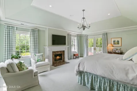 12 Lindsay Drive Greenwich CT 06830