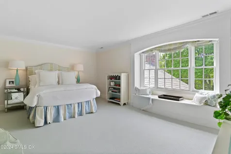 12 Lindsay Drive Greenwich CT 06830