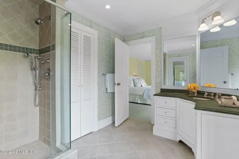12 Lindsay Drive Greenwich CT 06830