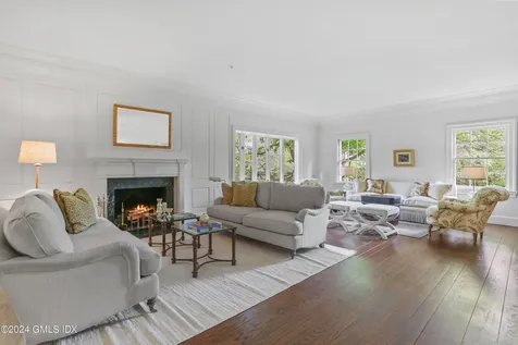 12 Lindsay Drive Greenwich CT 06830