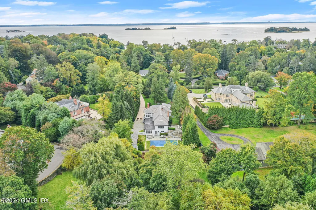 29 Field Point Drive Greenwich CT 06830