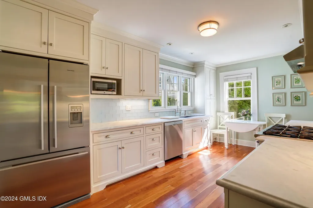 65 Sound View Drive Greenwich CT 06830