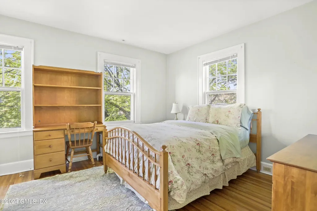 65 Sound View Drive Greenwich CT 06830