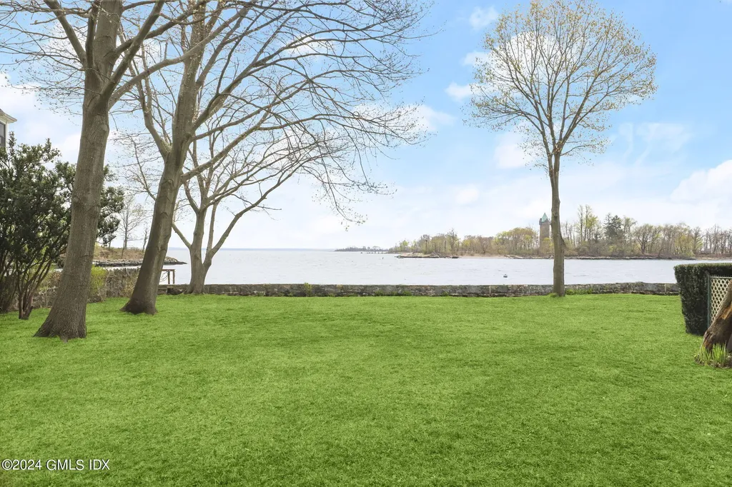 33 Byram Shore Road Greenwich CT 06830