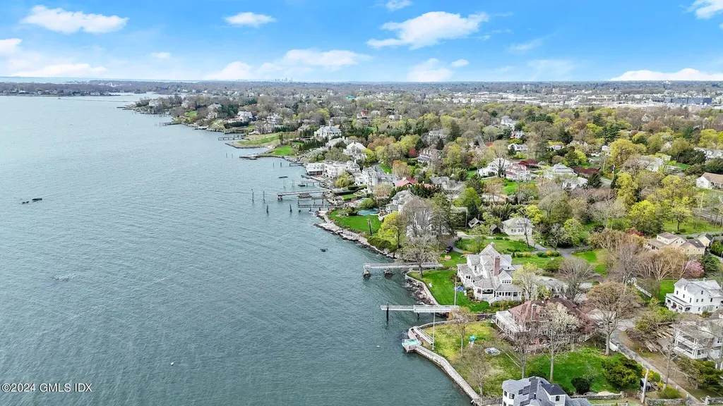 33 Byram Shore Road Greenwich CT 06830