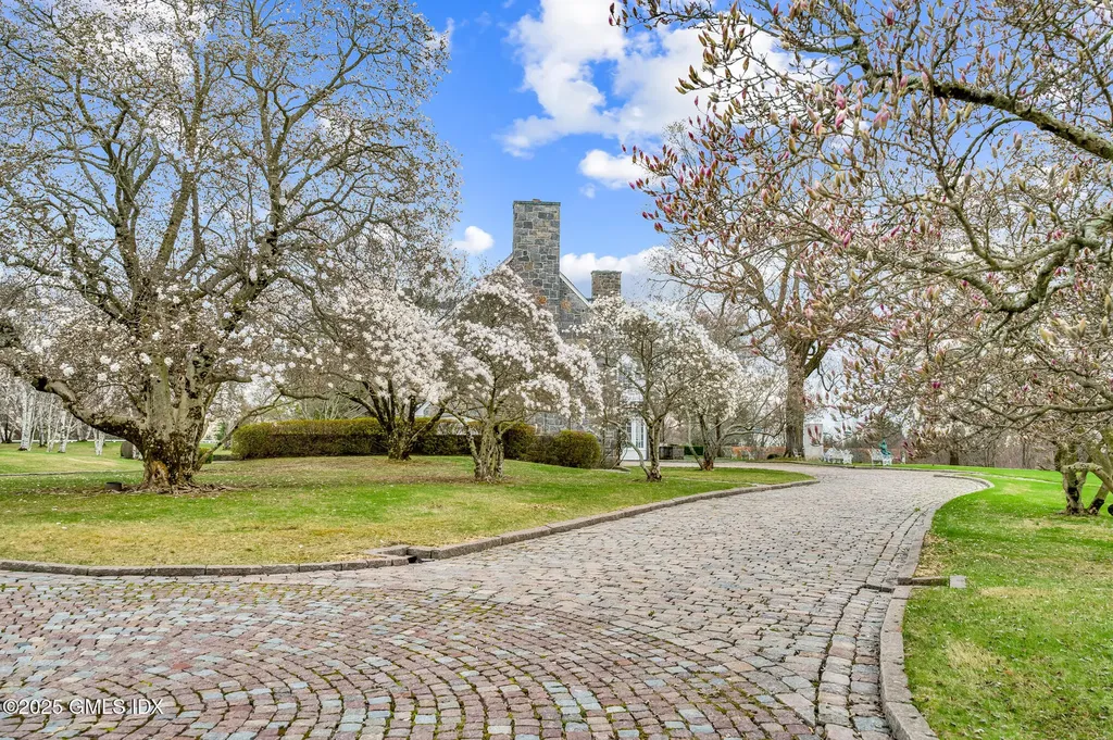 7 John Street Greenwich CT 06831