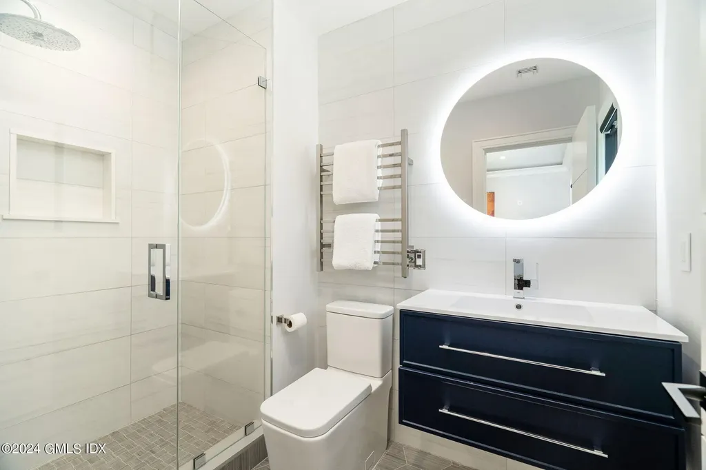 15 Watchtower Lane Old Greenwich CT 06870