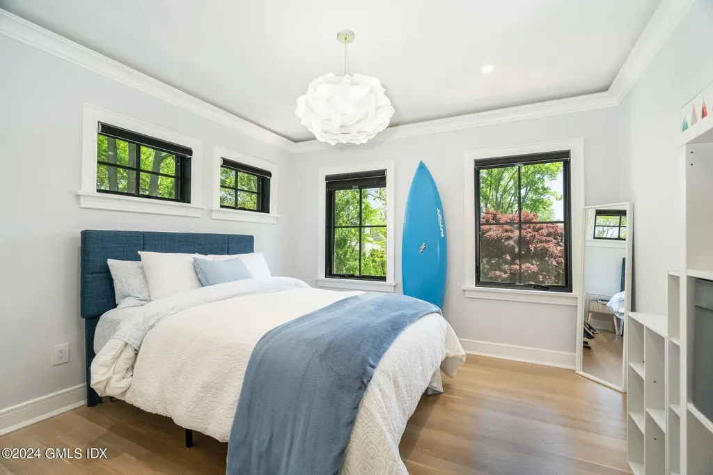 15 Watchtower Lane Old Greenwich CT 06870